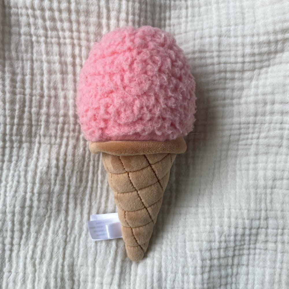 Jellycat Irresistible Ice Cream Strawberry- Cone Plush (Retired) - Picture 2 of 6